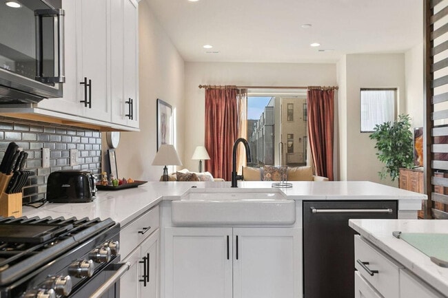 Foto del edificio - 1688 Quitman St