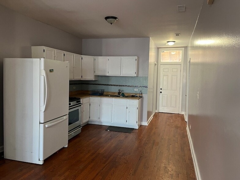 Building Photo - 3057 W Flournoy St