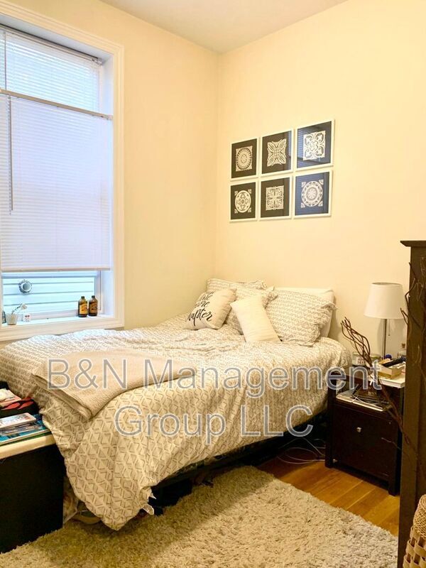 Foto del edificio - 1719 W Ainslie St