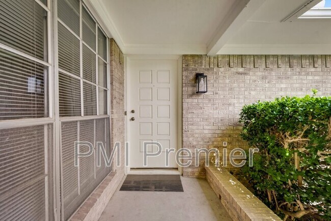 Foto del edificio - 411 Tiffany Trail