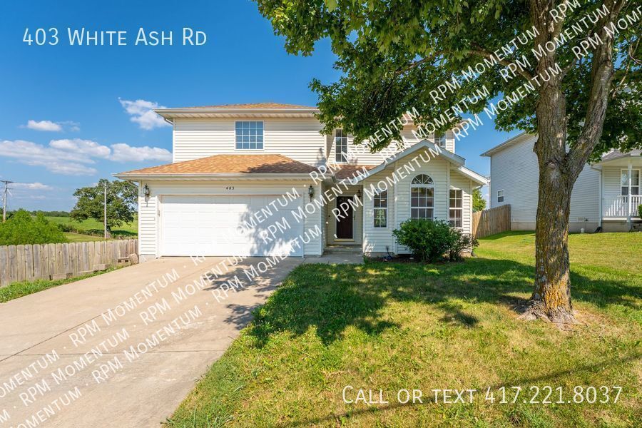 Primary Photo - 3 Bedroom, 2.5 Bath, 2 Story Home in Nixa MO!