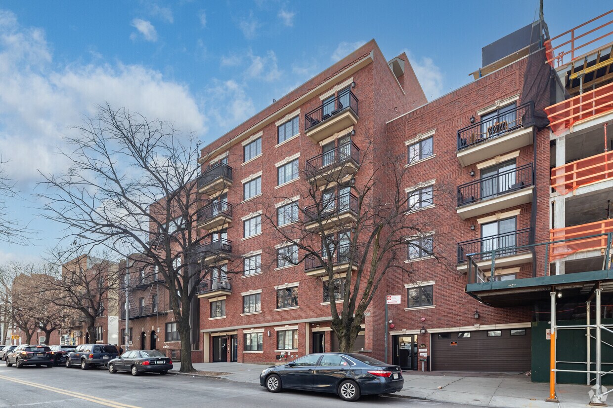 Foto del edificio - 36-08 28th Ave