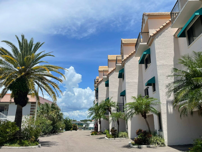 Foto del edificio - 325 Island Way