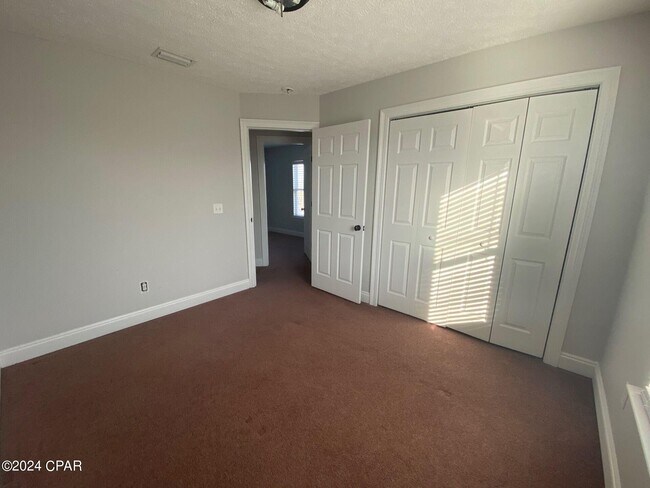 Foto del edificio - 2646 Avondale Ct