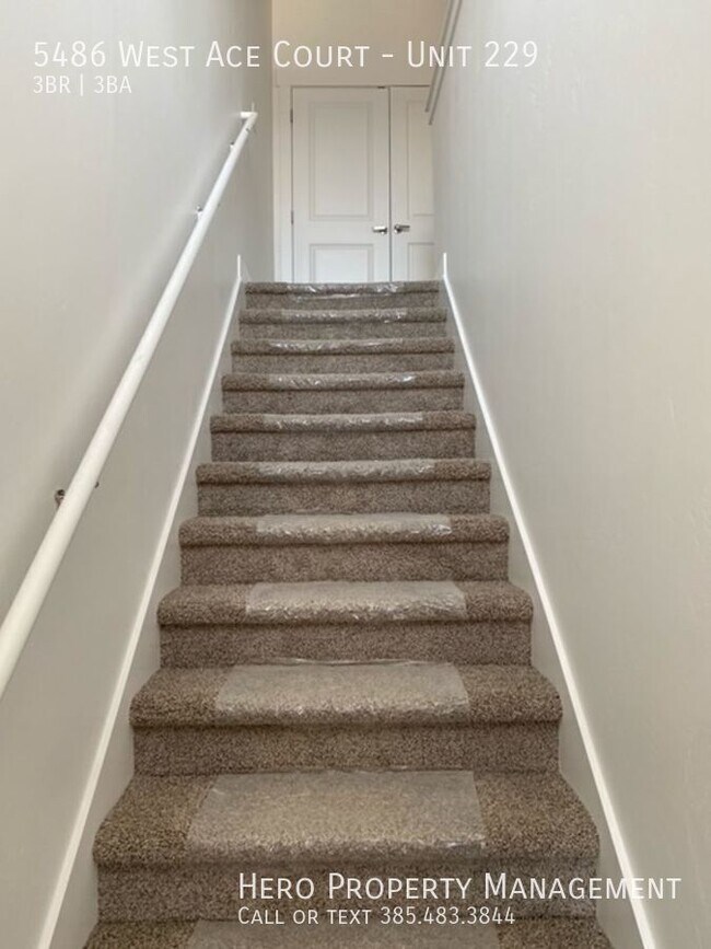 Foto del edificio - 5486 Ace Ct