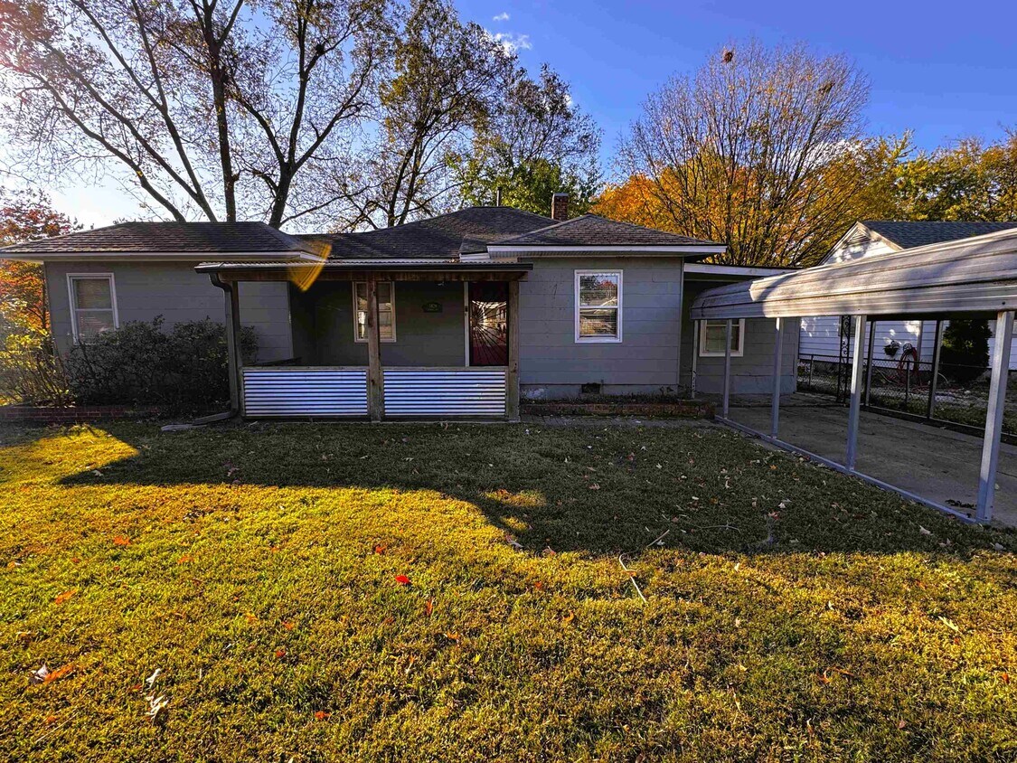 Foto principal - 3829 Guernsey Ave