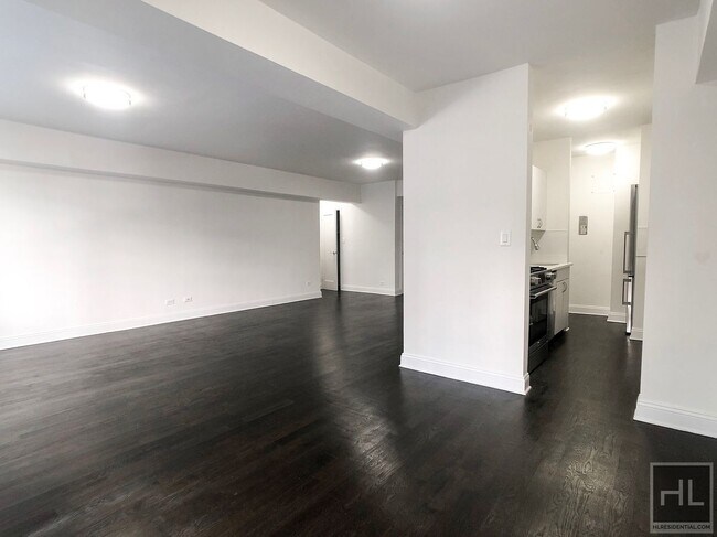 Building Photo - EAST 57 STREET