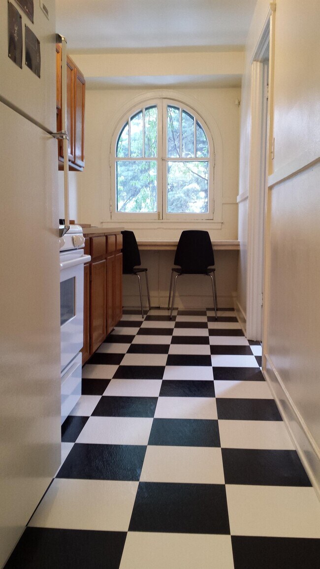 Foto del edificio - 950 N Clarkson St