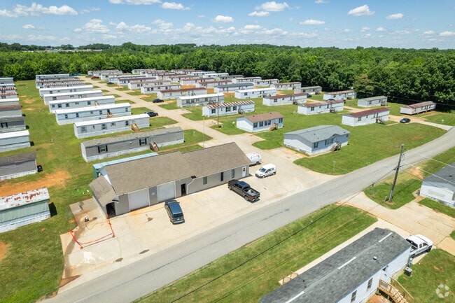 Building Photo - Gateway Creek