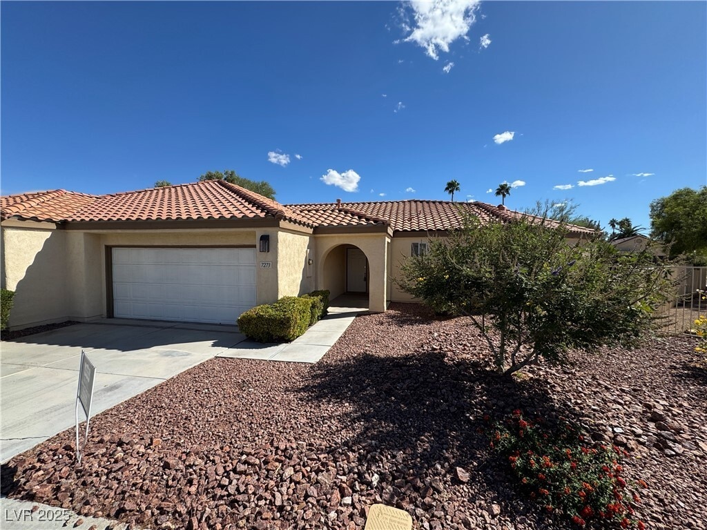 Foto principal - 7273 Vista Bonita Dr