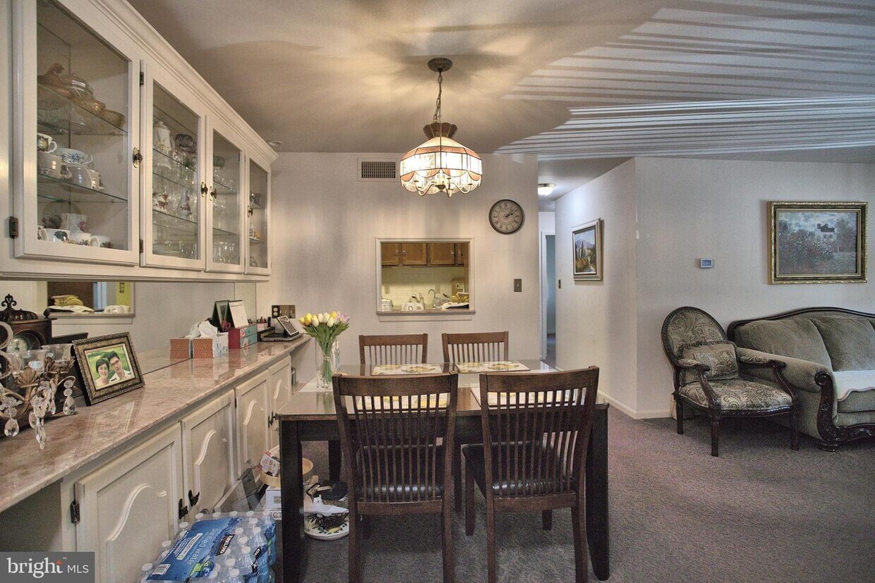 Primary Photo - 5906 Cove Landing Rd