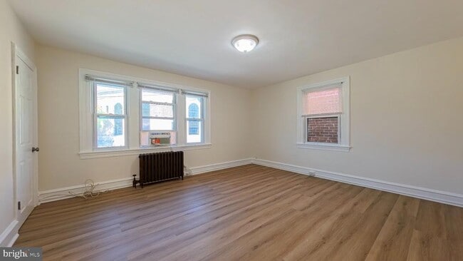 Building Photo - 105 S Wayne Ave