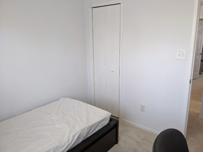 Photo - 5806 Bridgetown Ct Townhome