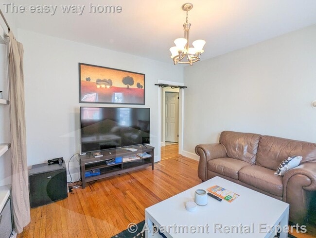 Foto del edificio - 383 Highland Ave