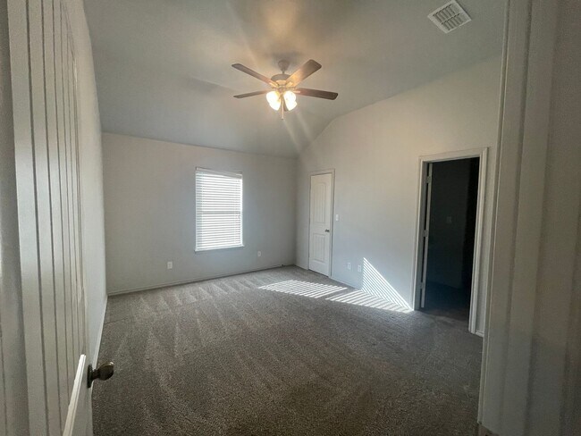 Foto del edificio - 4 bedroom in Wolfforth AVAILABLE NOW.