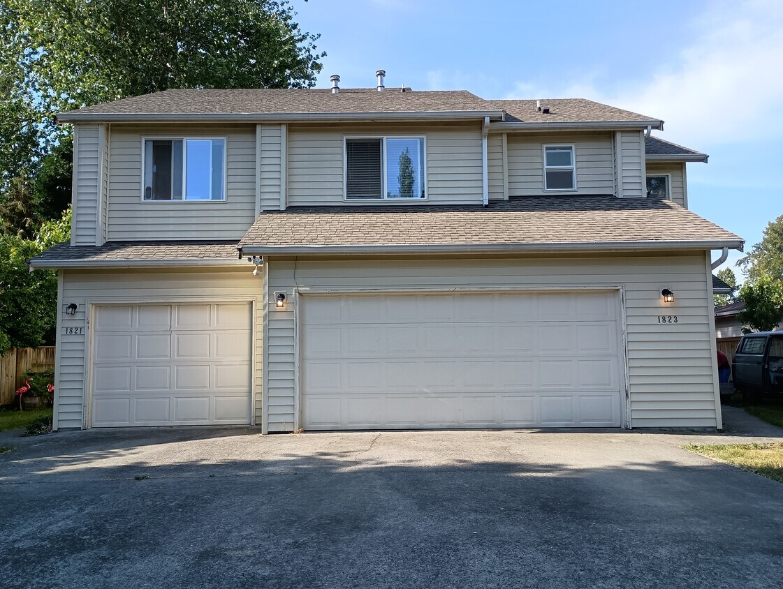 1823 E Maryland St, Bellingham, WA 98226 Townhouse for Rent in