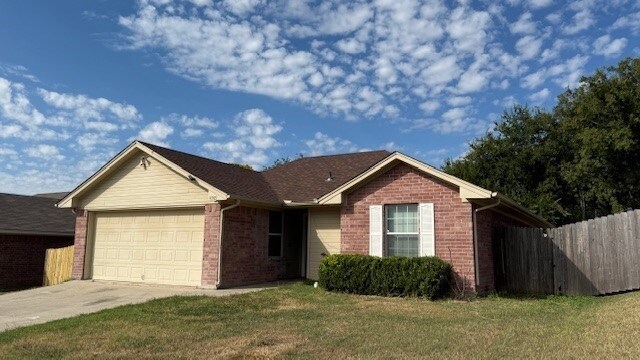 Foto del edificio - 4909 Brianhill Dr