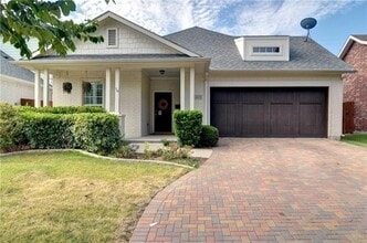 Building Photo - 4805 Bryce Ave