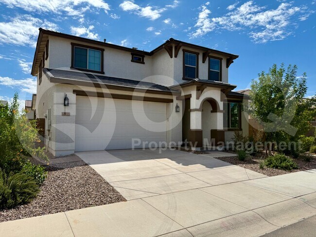 Building Photo - 10935 E Tesla Ave