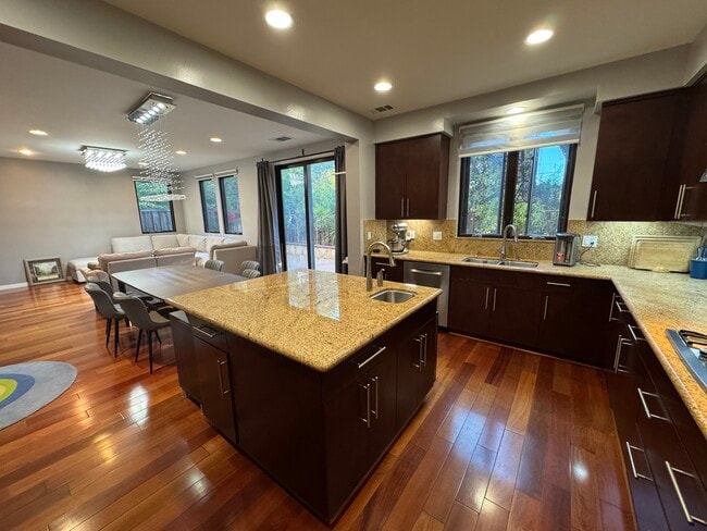 Building Photo - 3192 Fallen Leaf St