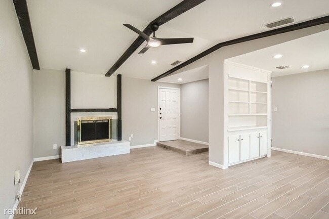 Building Photo - 3 br, 2 bath House - 2625 Sam Houston Driv...