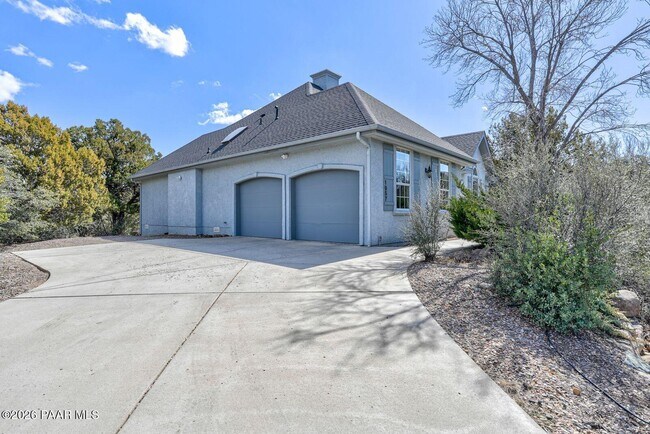 Foto del edificio - 1957 Forest View