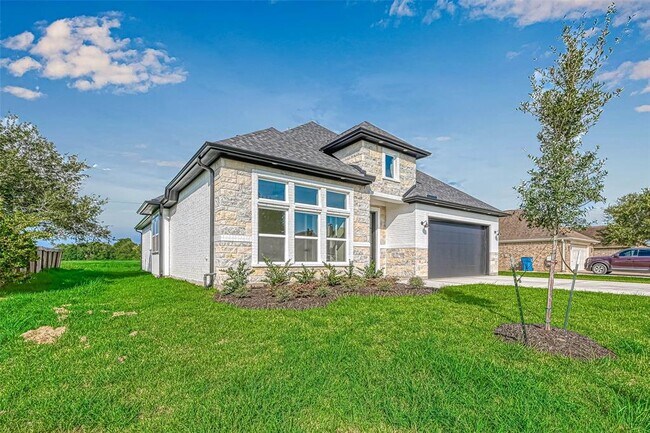 Building Photo - 9715 Highland Pointe Dr