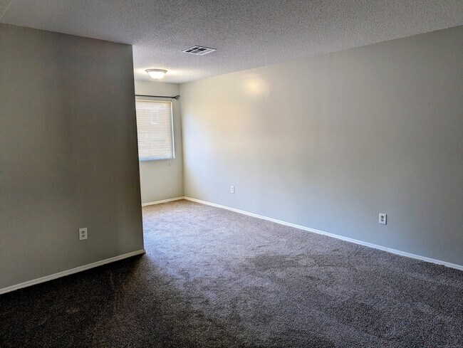 Foto del edificio - 392 Elm St