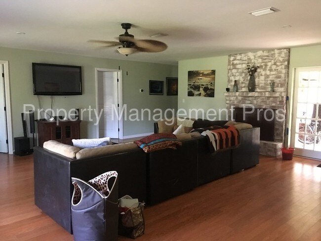 Foto del edificio - 1287 Tangerine Dr