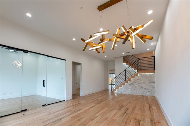 Foto del edificio - 4317 Normandy Ave