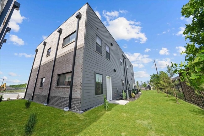 Building Photo - 577 Richlands Way