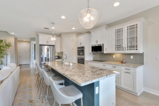 Foto del edificio - 11900 Cypress Key Way