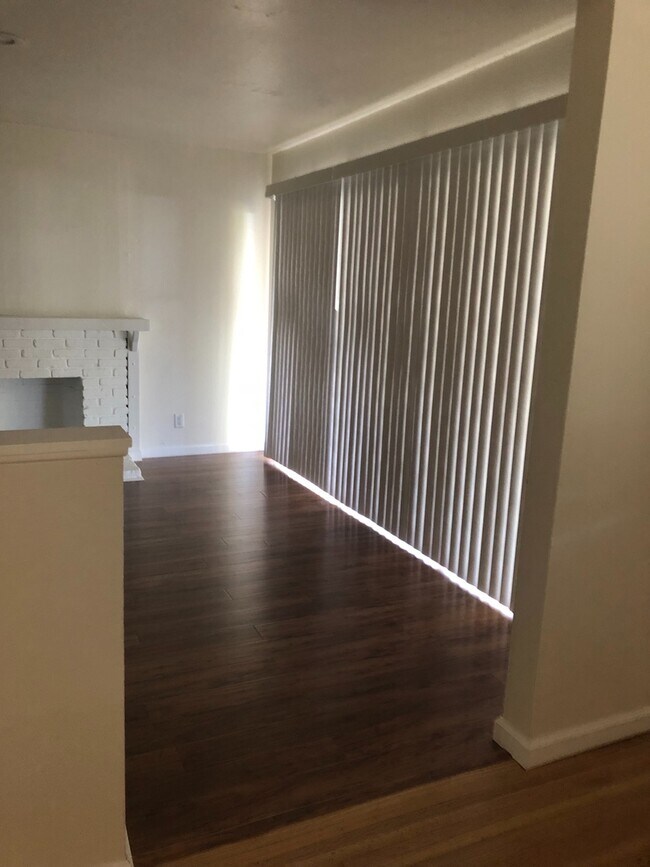 Foto del edificio - Charming 3 bedroom Riverside home!