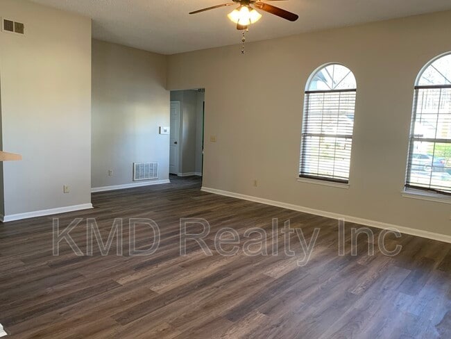 Building Photo - 3134 Periwinkle Ct