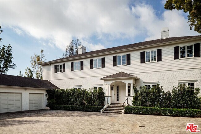 Foto del edificio - 11579 W Sunset Blvd