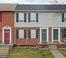 Building Photo - 311 Willowbrook Ct