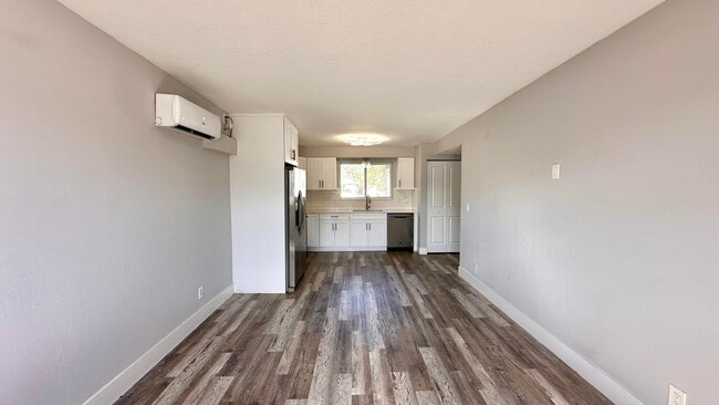 Building Photo - 309 Swain Blvd