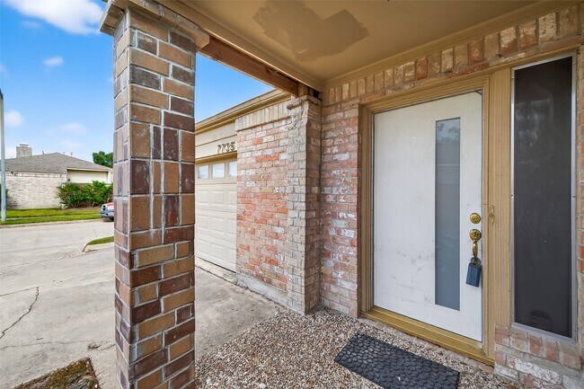 Building Photo - 7735 Teal Run Dr