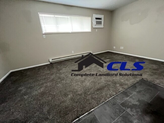 Foto del edificio - 1302 W Sycamore St