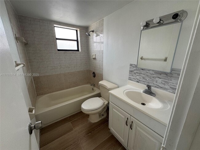 Foto del edificio - 1126 SW 3rd St