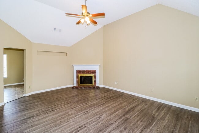 Building Photo - 1837 Black Bear Cir E