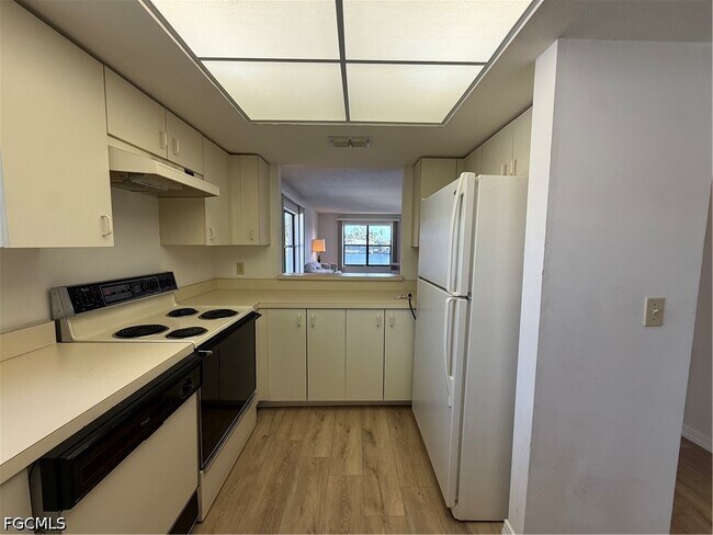 Foto del edificio - 123 SW 47th Terrace