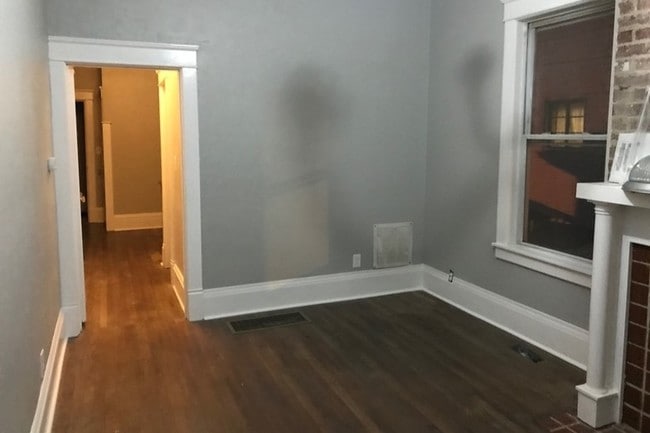 Living Room - 1576 Lee St E