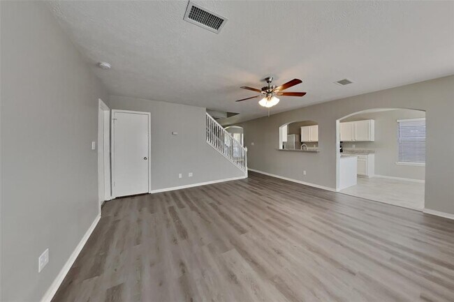 Foto del edificio - 1714 Sterling Village Dr