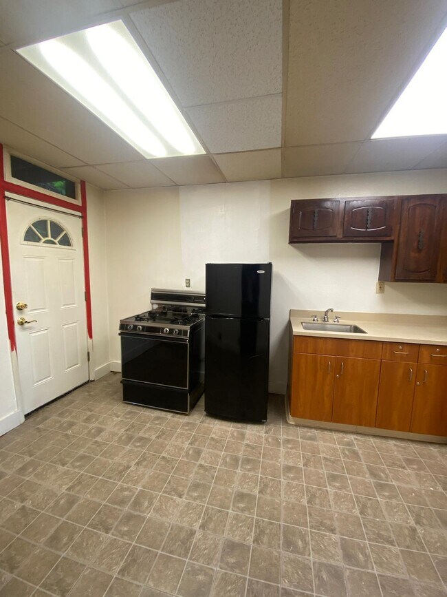 Foto del edificio - 1508 Ridge Ave