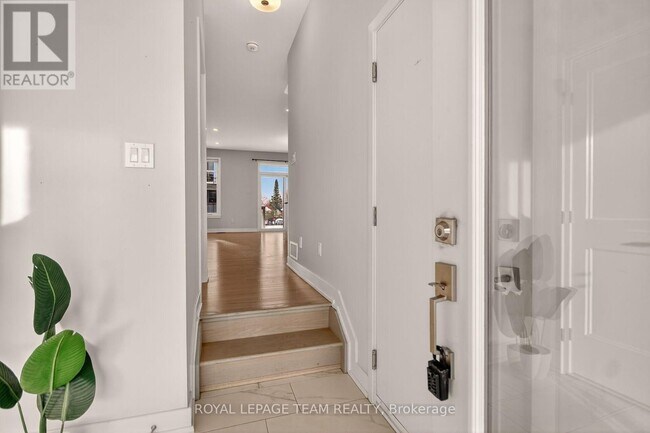 Building Photo - 23 Morrall Ct