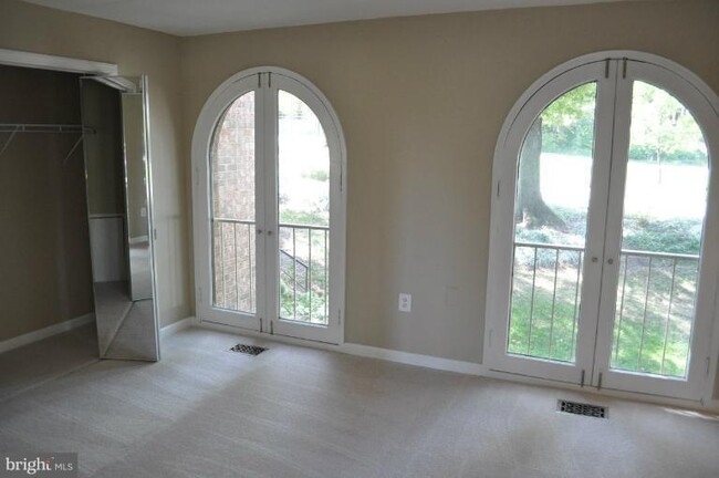 Foto del edificio - 5739 N Kings Hwy