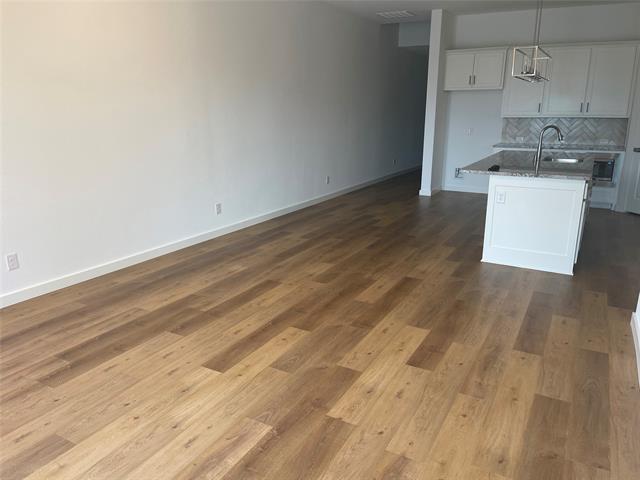 Foto del edificio - 2708 Applewood Wy