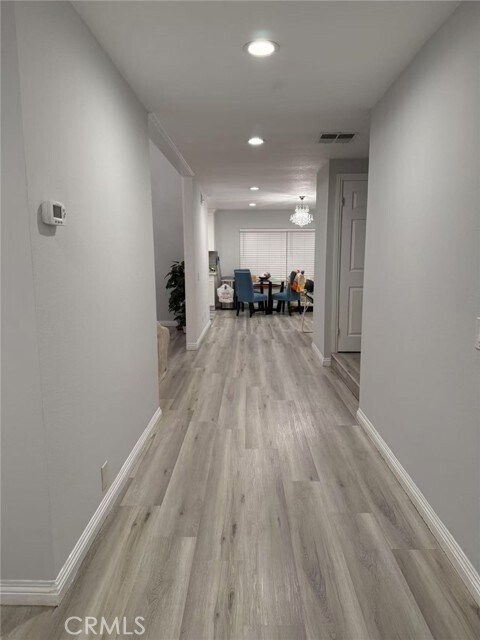 Foto del edificio - 12624 Kellogg Ave