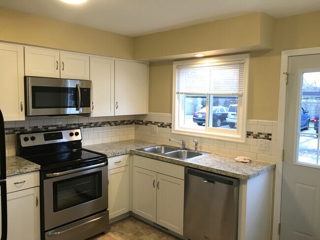 Foto del edificio - 2339 Rockspring Rd